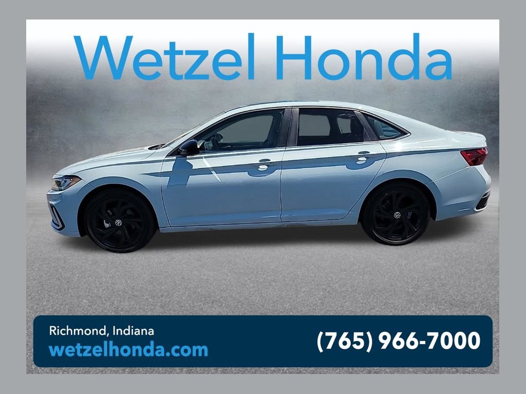 Used 2025 Volkswagen Jetta SE