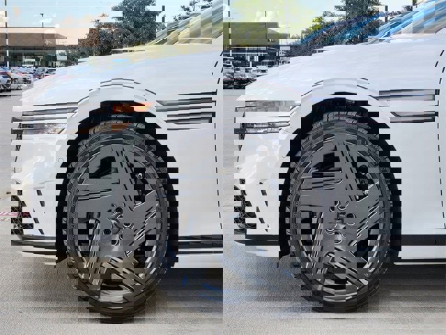 New 2026 Genesis G90 3.5T Prestige image 6