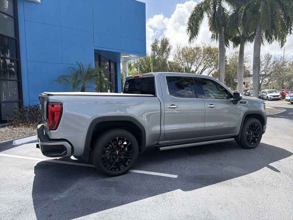 Used 2025 GMC Sierra 1500 Denali w/ Denali Reserve Package image 8