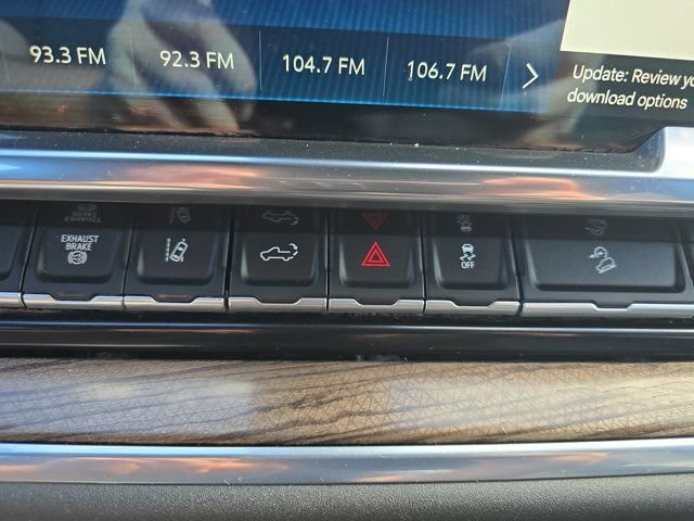 Used 2024 Chevrolet Silverado 2500 LT AWD/4WD image 36