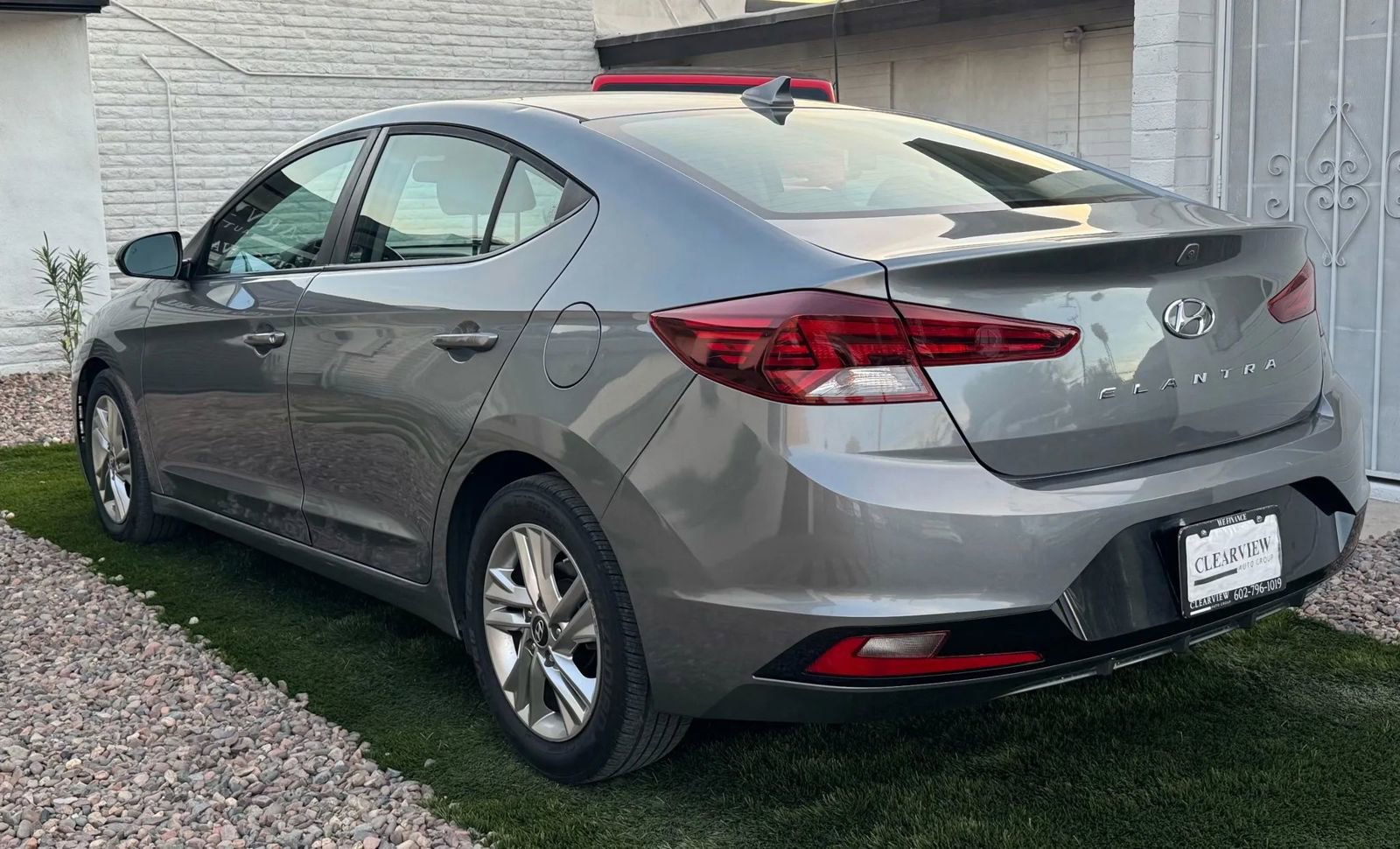 Used 2019 Hyundai Elantra SEL FWD image 16