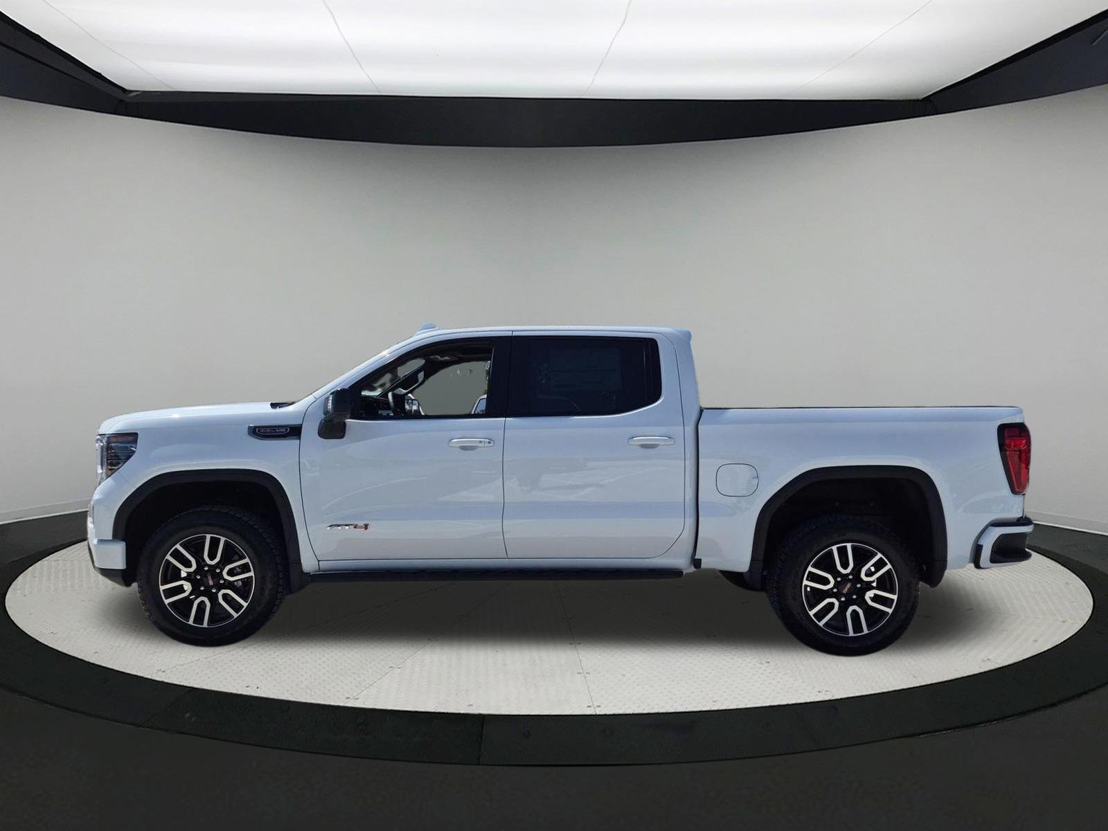 New 2026 GMC Sierra 1500 AT4 w/ Technology Package AWD/4WD image 2
