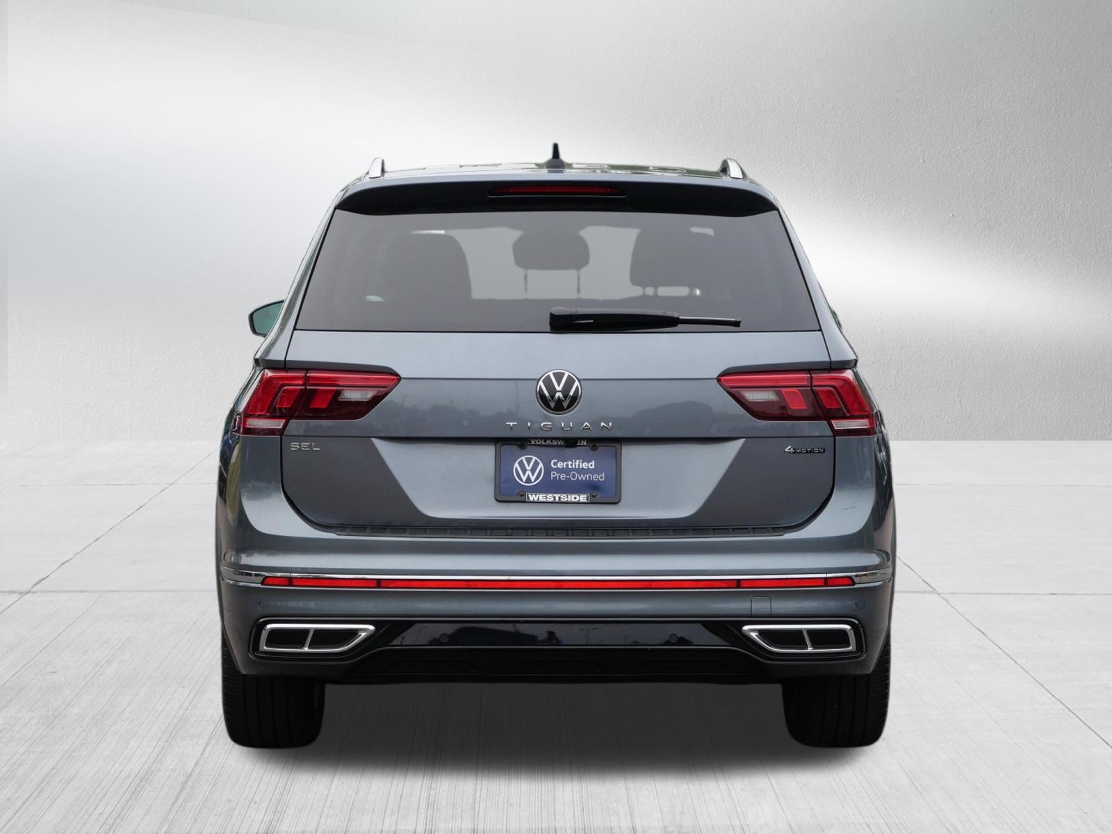 Certified 2024 Volkswagen Tiguan SEL R-Line AWD/4WD image 6