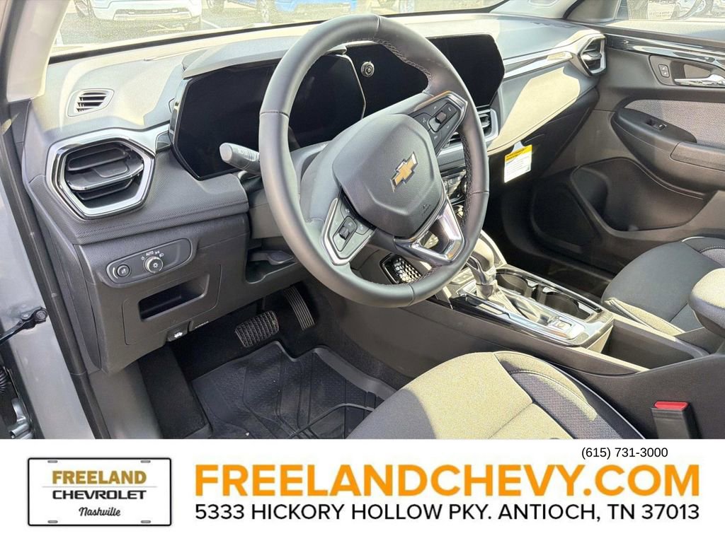 New 2026 Chevrolet TrailBlazer LT w/ LT Cold Weather Package FWD image 22