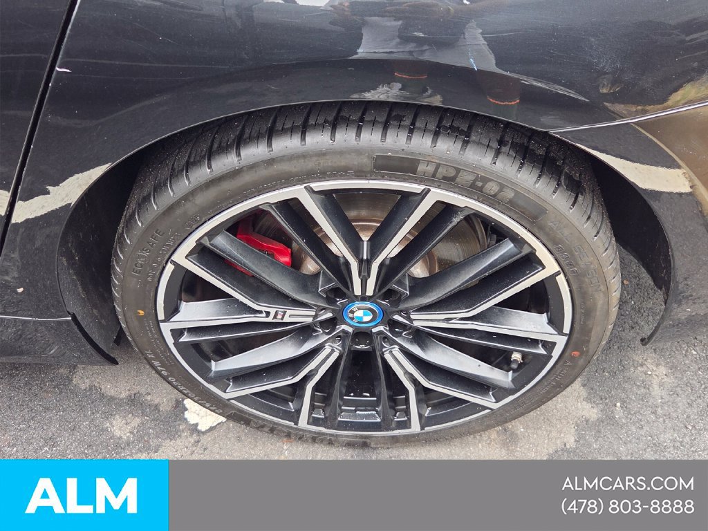 Used 2023 BMW 530e w/ M Sport Package RWD image 20