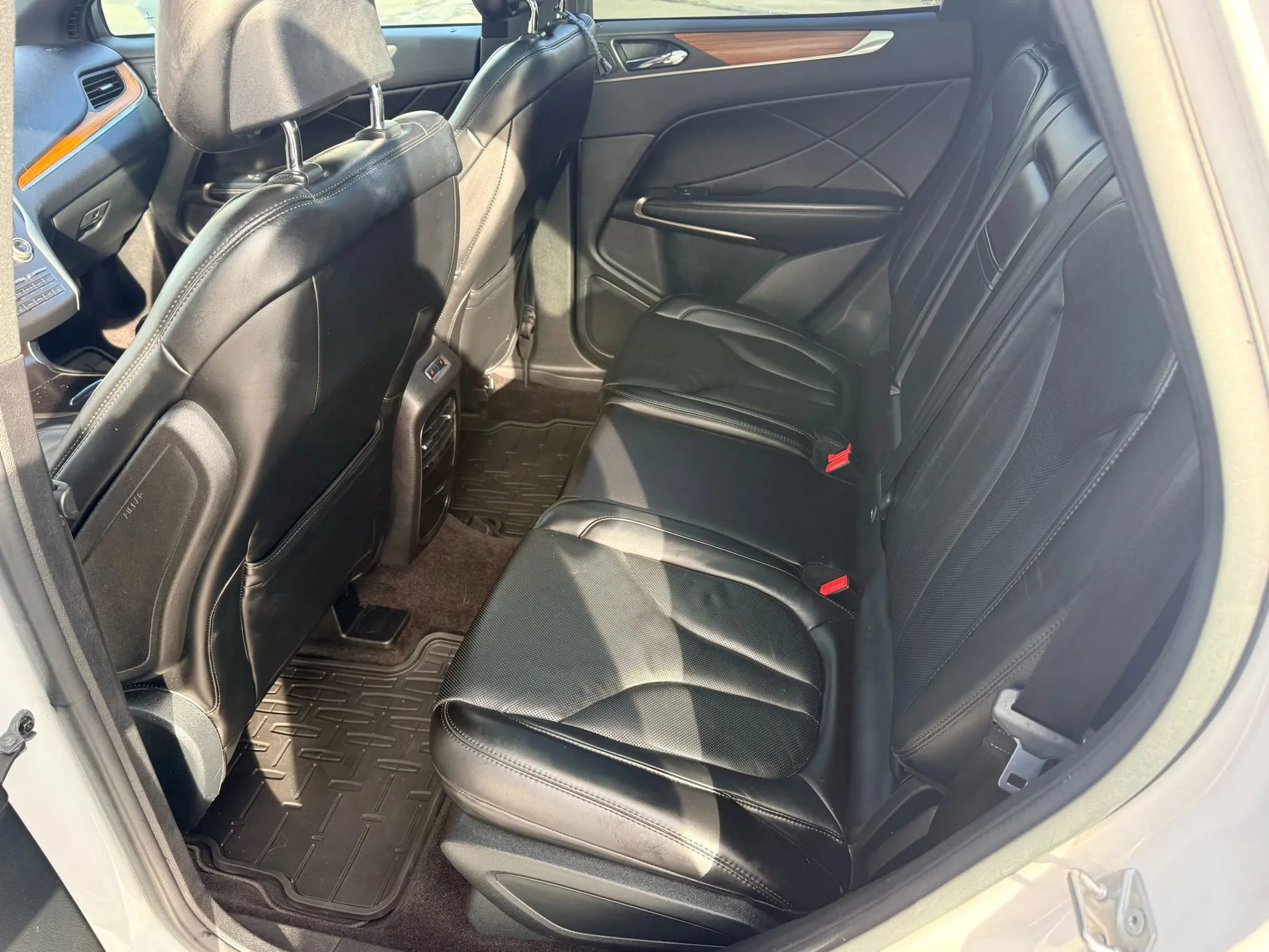 Used 2017 Lincoln MKC Reserve image 18