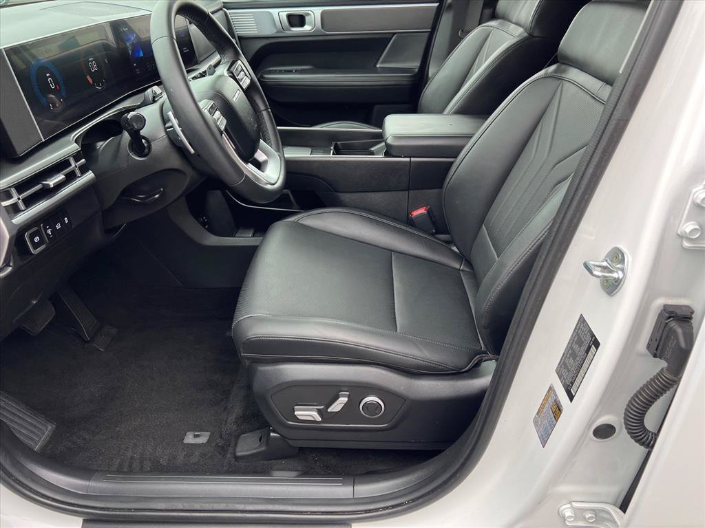 Used 2026 Hyundai Santa Fe SEL AWD/4WD image 11
