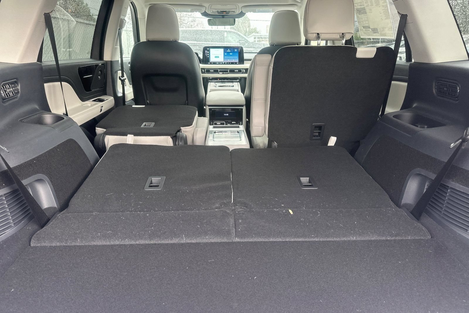 New 2026 Lincoln Aviator Reserve w/ Jet Appearance Package RWD image 13