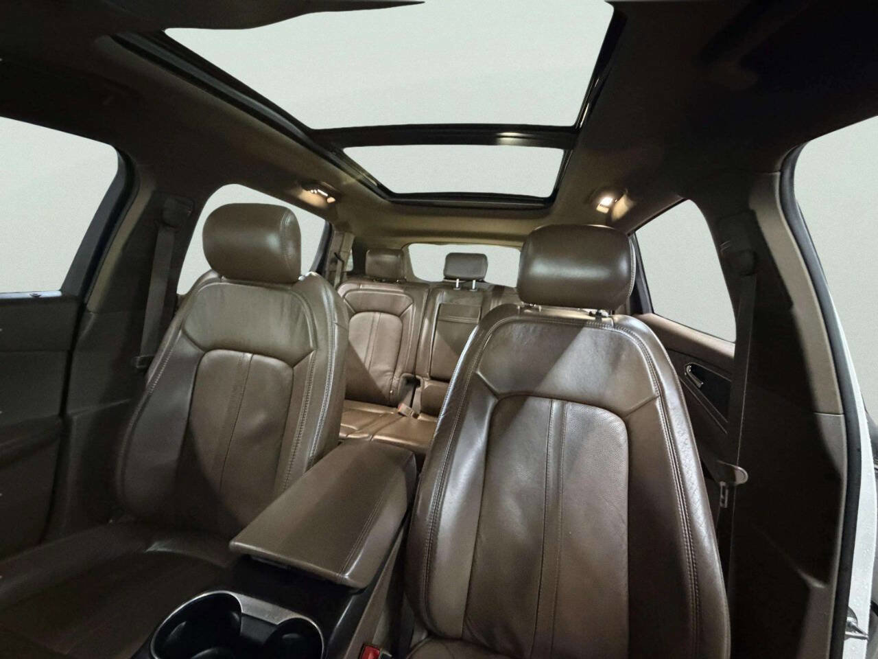 Used 2016 Lincoln MKX Reserve w/ Equipment Group 102A image 20