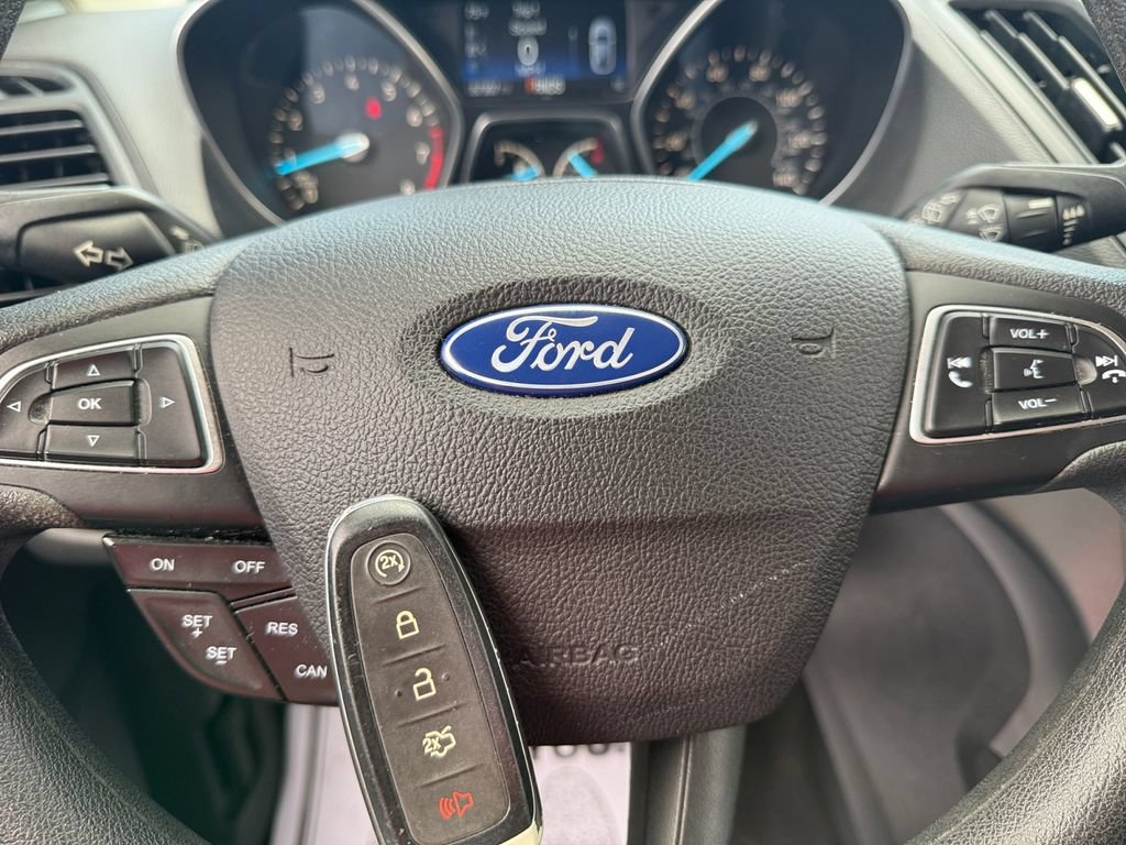 Used 2019 Ford Escape SE FWD image 47