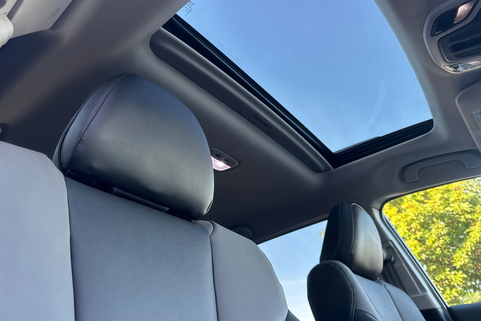 Certified 2025 Subaru Outback Onyx Edition w/ Tech Package 2 image 20