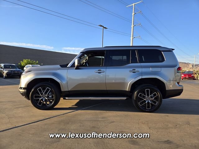 Certified 2025 Lexus GX 550 w/ Accessory Package (Z1) AWD/4WD image 3