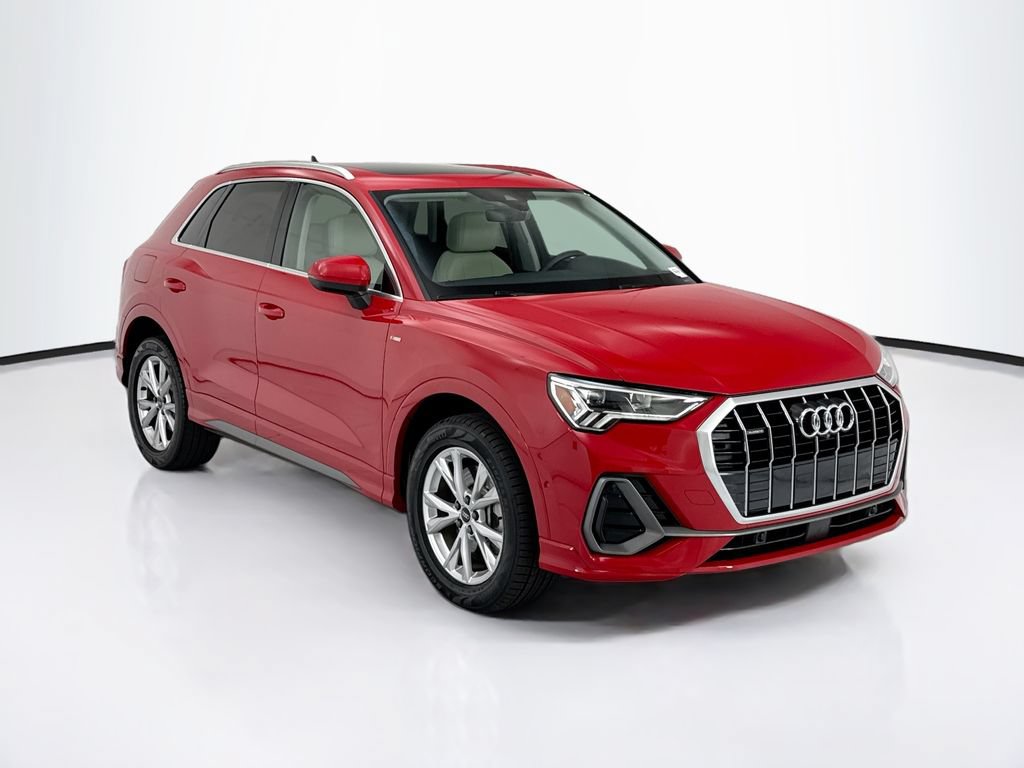 Certified 2021 Audi Q3 2.0T Premium Plus w/ Premium Plus Package AWD/4WD image 3