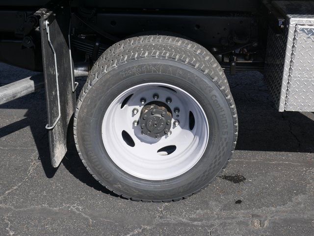 New 2024 Ford F550 4x4 Regular Cab Super Duty image 10