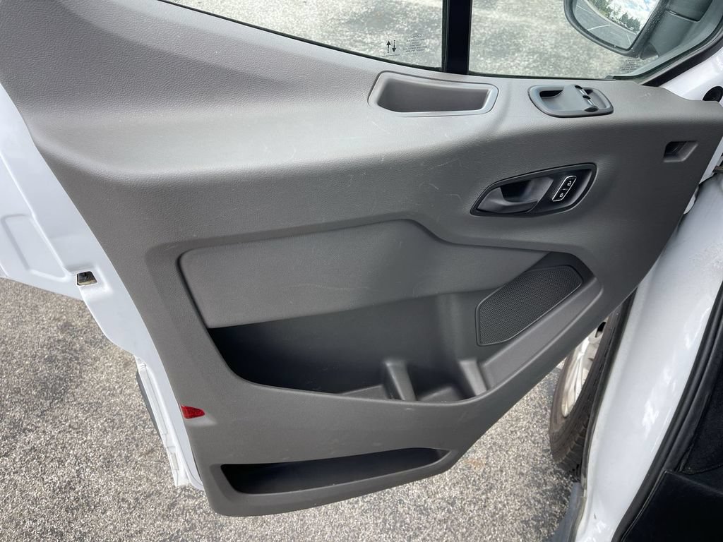 Used 2023 Ford Transit 350 XLT RWD image 3