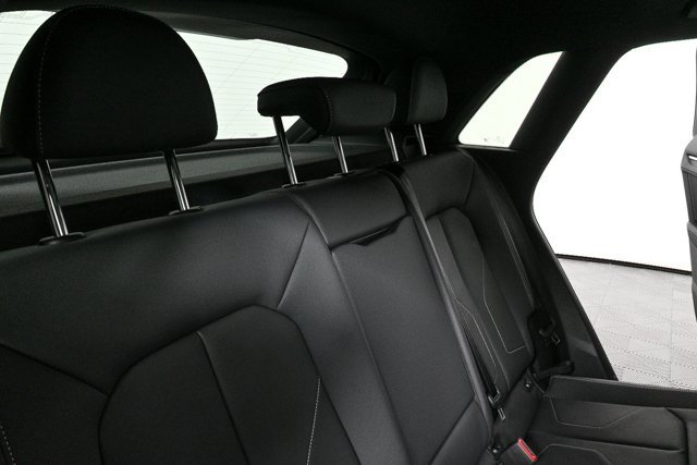 New 2025 Audi Q3 2.0T Premium image 21