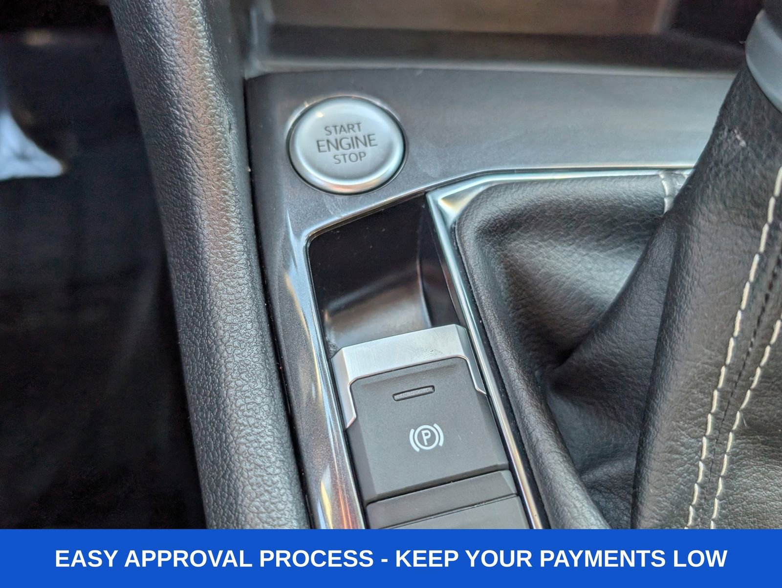 Used 2024 Volkswagen Tiguan SE image 34