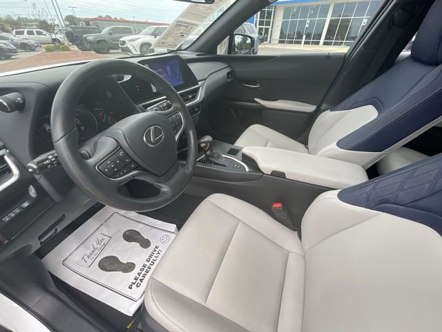 Used 2023 Lexus UX 250h F Sport w/ Accessory Package (Z1) image 10