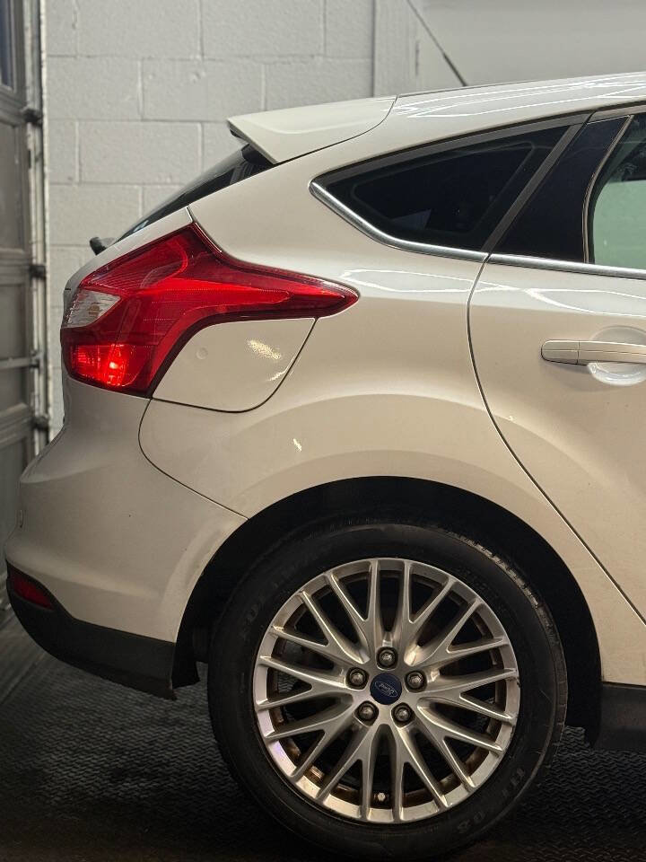 Used 2012 Ford Focus SEL image 7