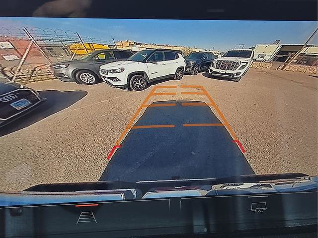 Used 2025 GMC Sierra 1500 SLT AWD/4WD image 28