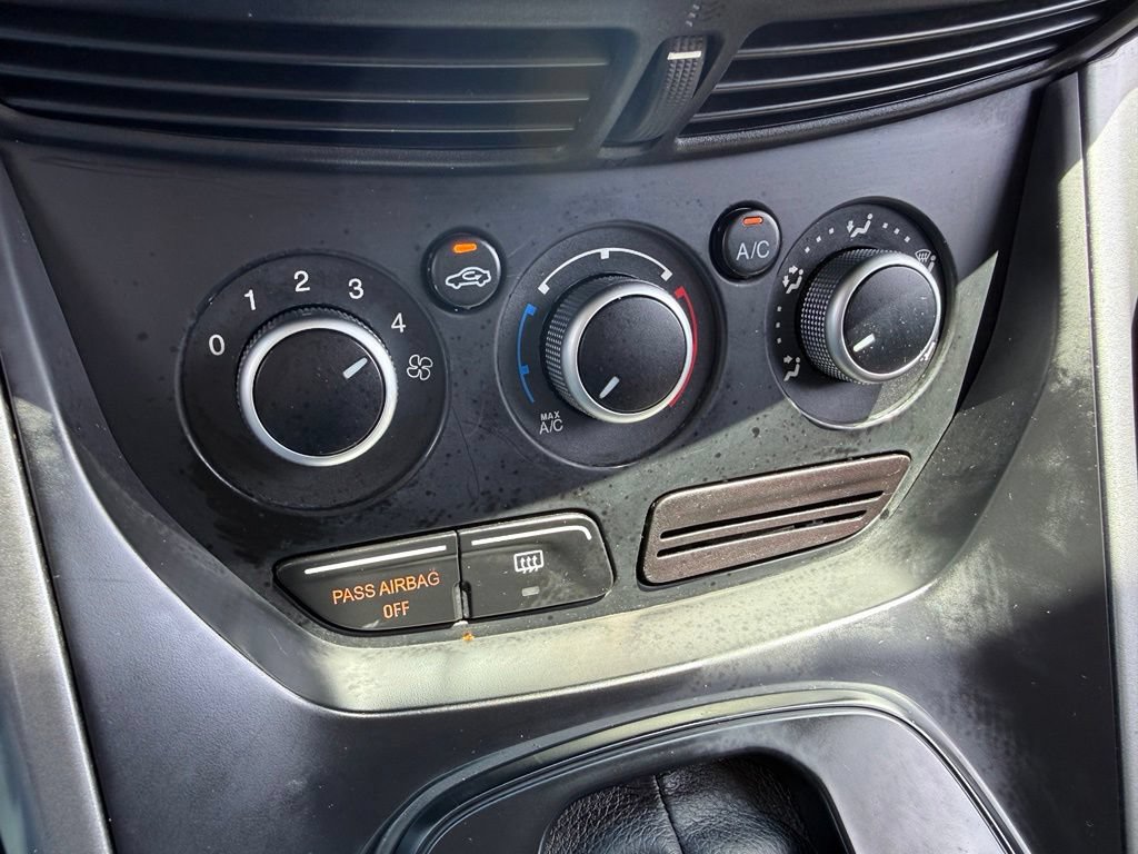 Used 2015 Ford Escape SE FWD image 40