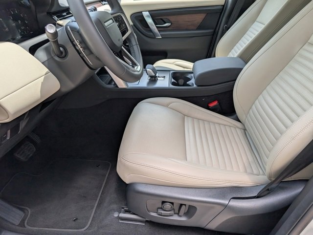 Certified 2025 Land Rover Discovery Sport S image 26
