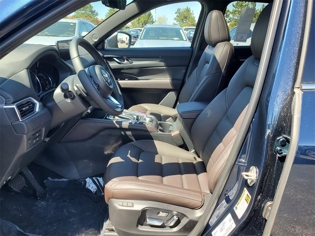 New 2025 MAZDA CX-5 Signature image 10