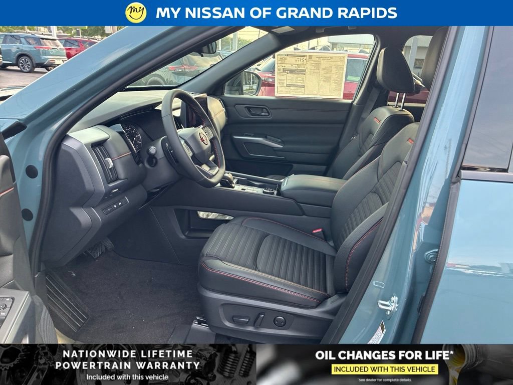 New 2026 Nissan Pathfinder Rock Creek w/ Rock Creek Premium Package AWD/4WD image 11