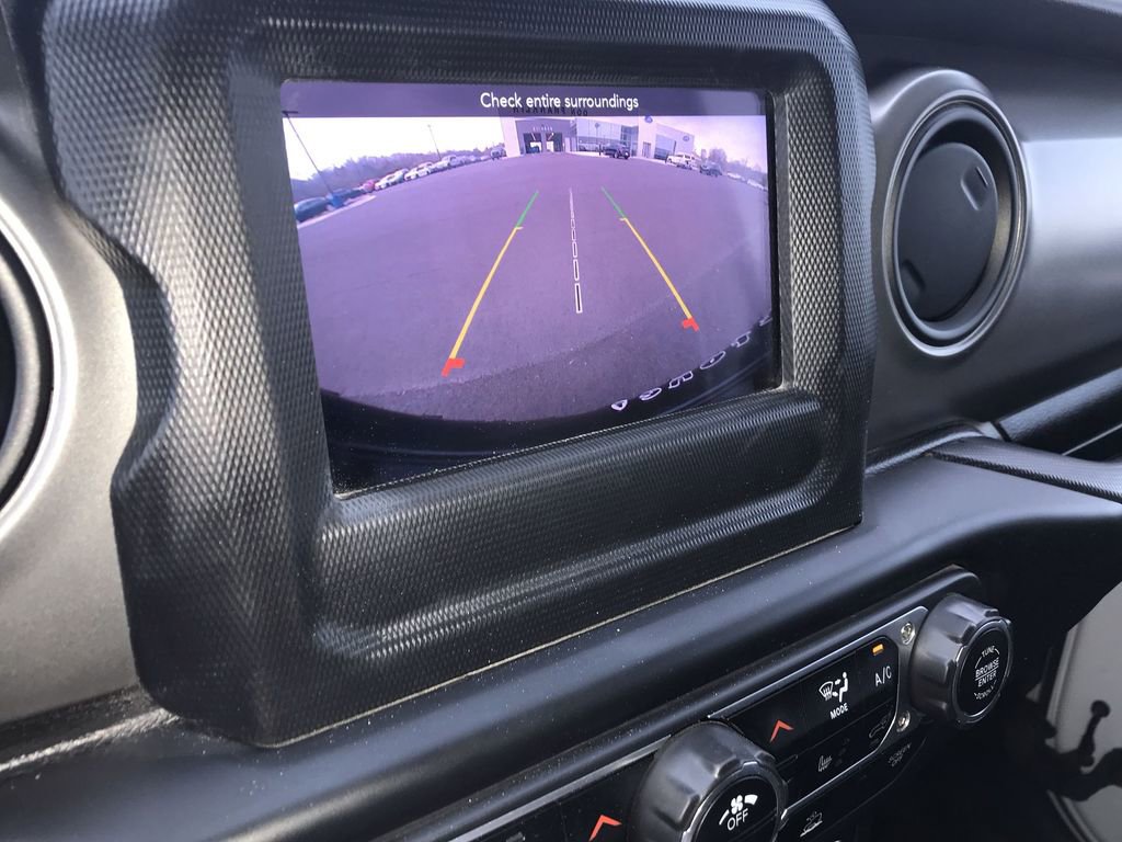 Used 2022 Jeep Wrangler Unlimited Sport image 17