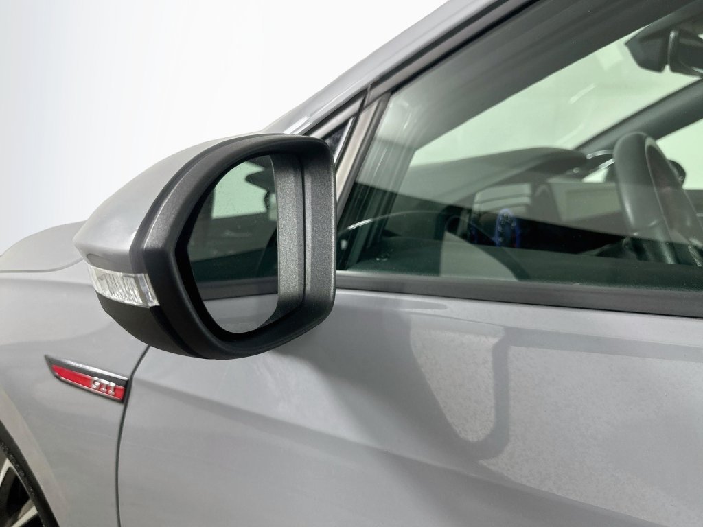 Used 2024 Volkswagen GTI Autobahn FWD image 40
