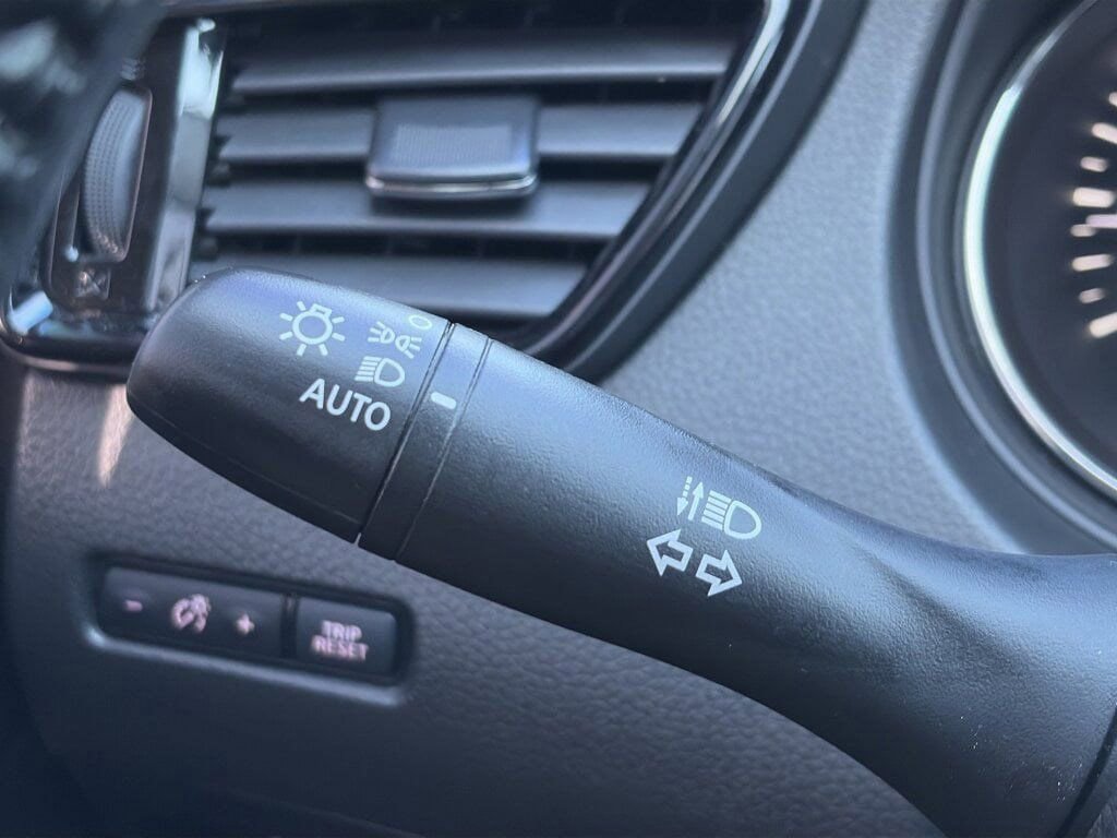 Used 2022 Nissan Rogue Sport SL image 20