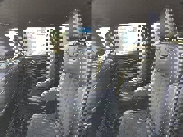 Used 2023 Jeep Grand Cherokee L Laredo image 38