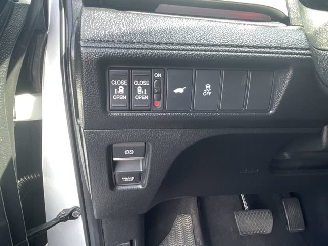 Used 2025 Honda Odyssey Sport-L image 25