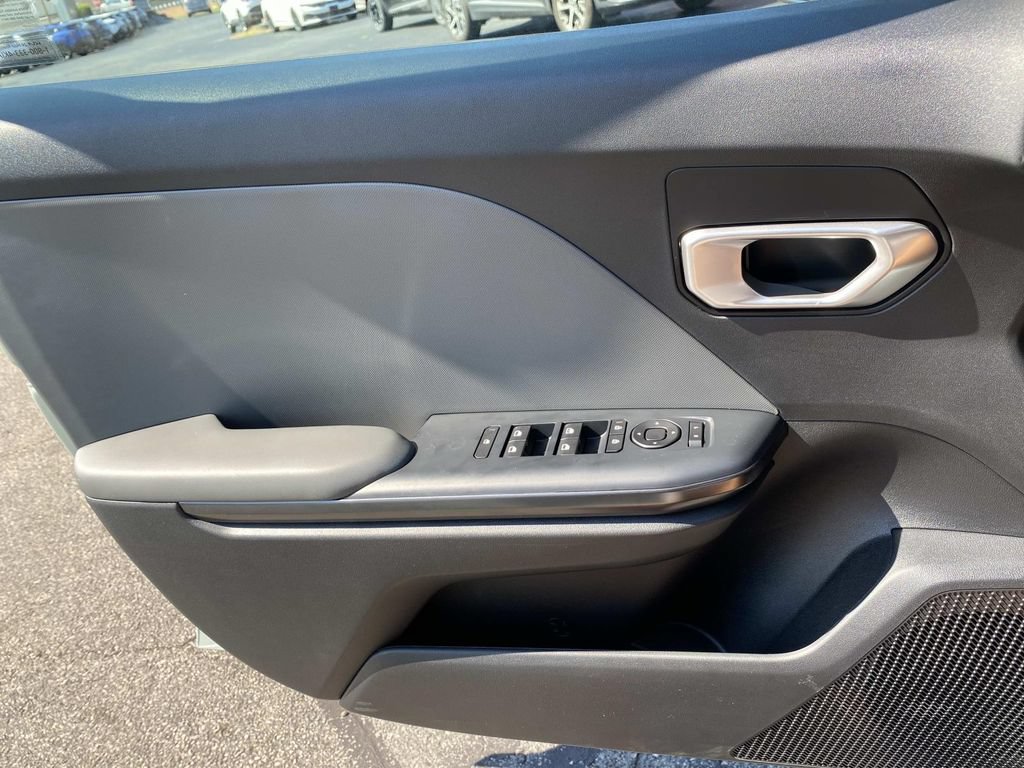 New 2026 Kia K4 FWD image 14