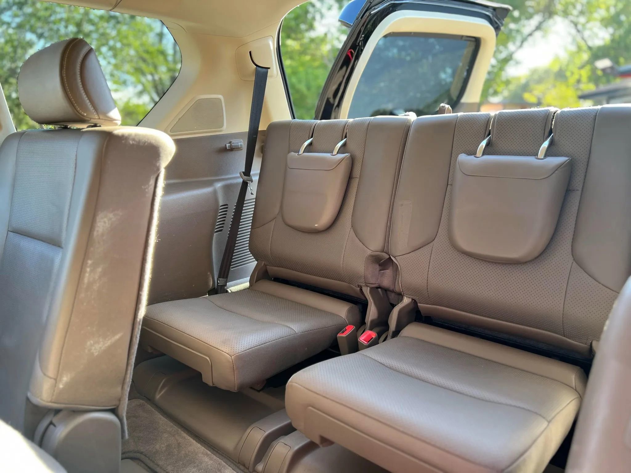 Used 2014 Lexus GX 460 Luxury image 19