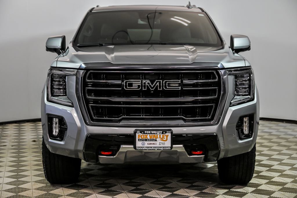 Used 2024 GMC Yukon XL AT4 w/ AT4 Premium Package AWD/4WD image 4