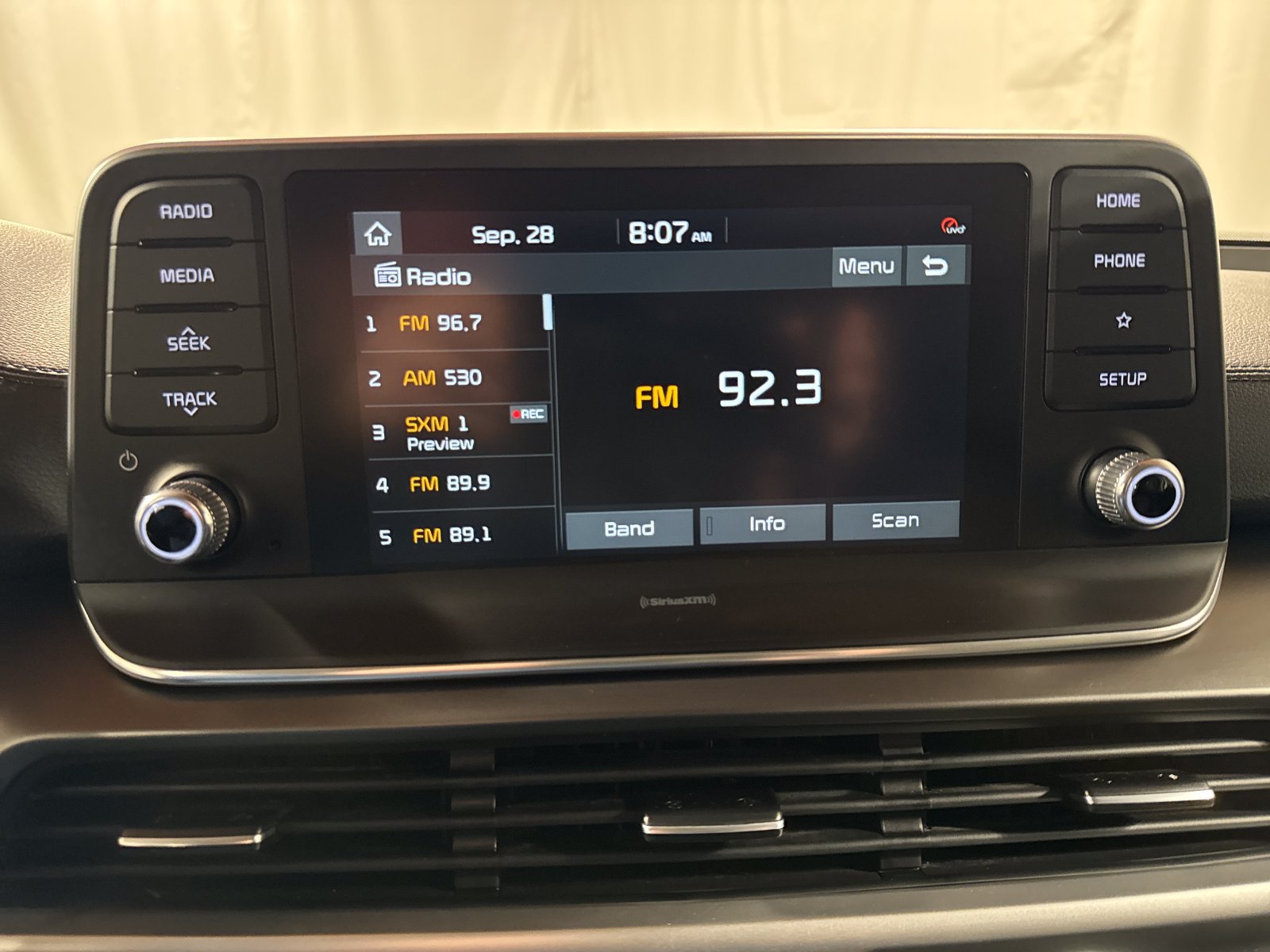 Used 2021 Kia Telluride S AWD/4WD image 17