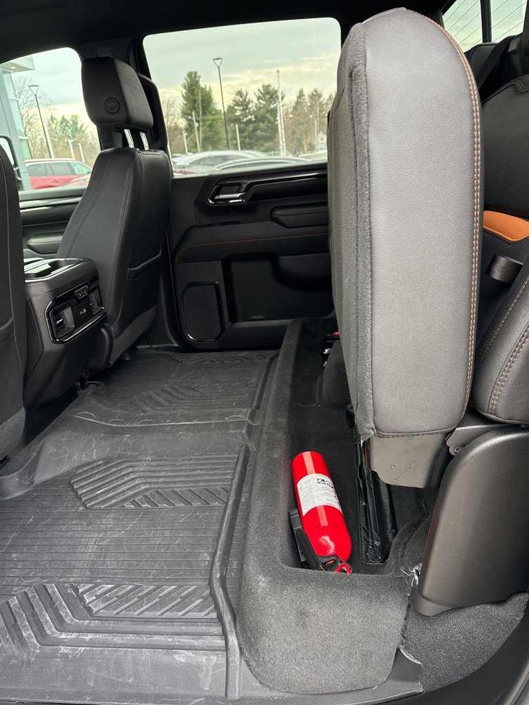 Used 2024 GMC Sierra 2500 AT4 w/ AT4 Premium Plus Package image 5