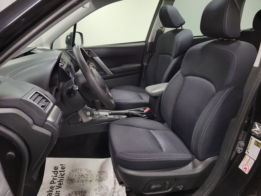 Used 2018 Subaru Forester 2.5i Premium w/ All-Weather Package image 14