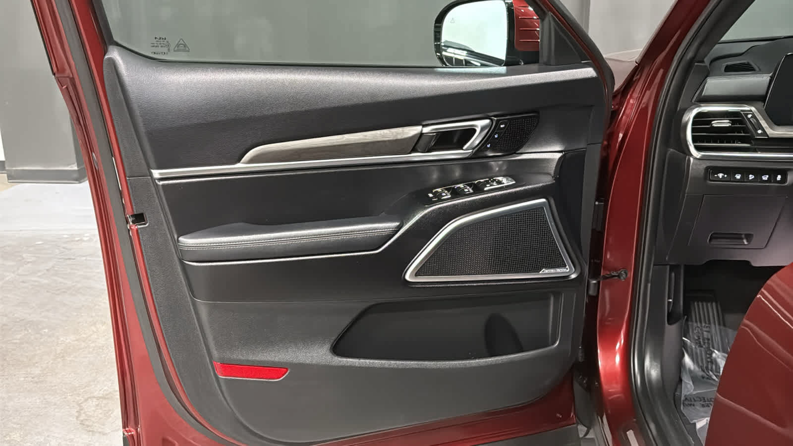 Used 2023 Kia Telluride SX Prestige X-Line AWD/4WD image 9