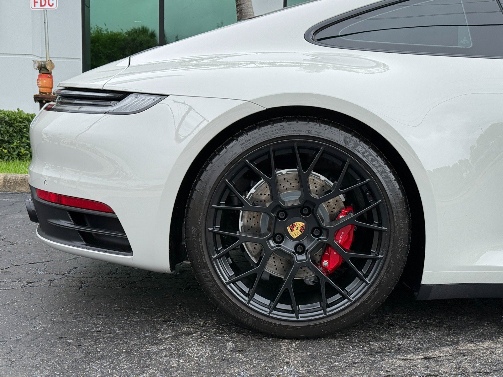 Used 2022 Porsche 911 Carrera 4S AWD/4WD image 4
