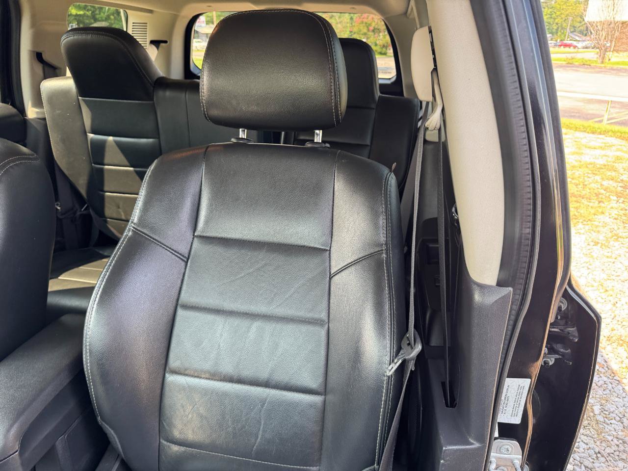 Used 2016 Jeep Patriot High Altitude FWD image 22