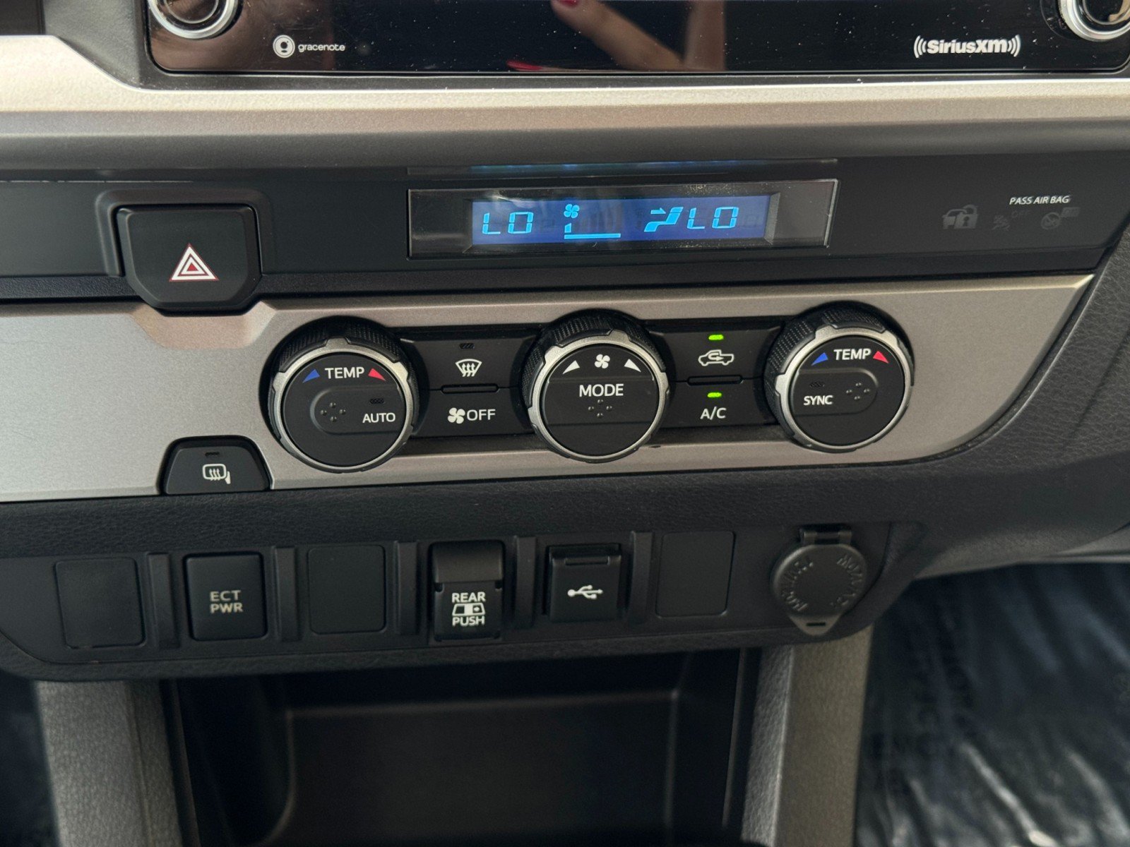 Used 2022 Toyota Tacoma SR5 RWD image 24