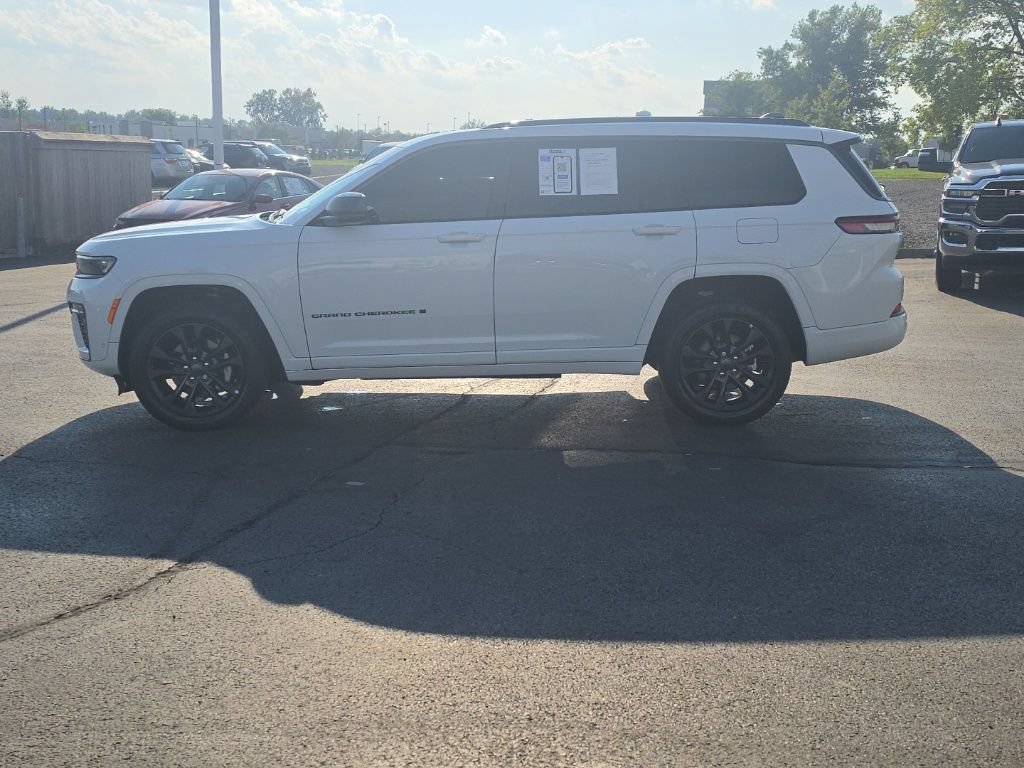 Used 2026 Jeep Grand Cherokee L Limited AWD/4WD image 4