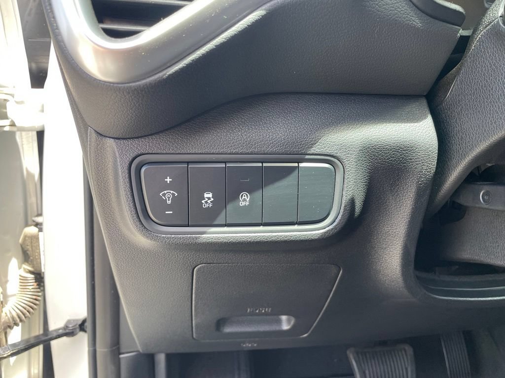 Used 2023 Kia Soul LX w/ Option Group 015 FWD image 13