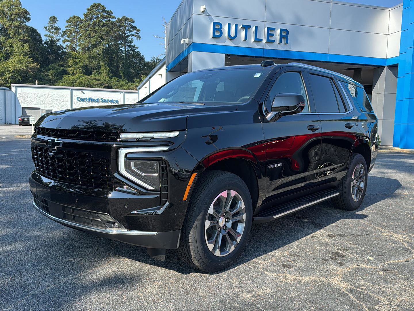 New 2026 Chevrolet Tahoe LT image 2