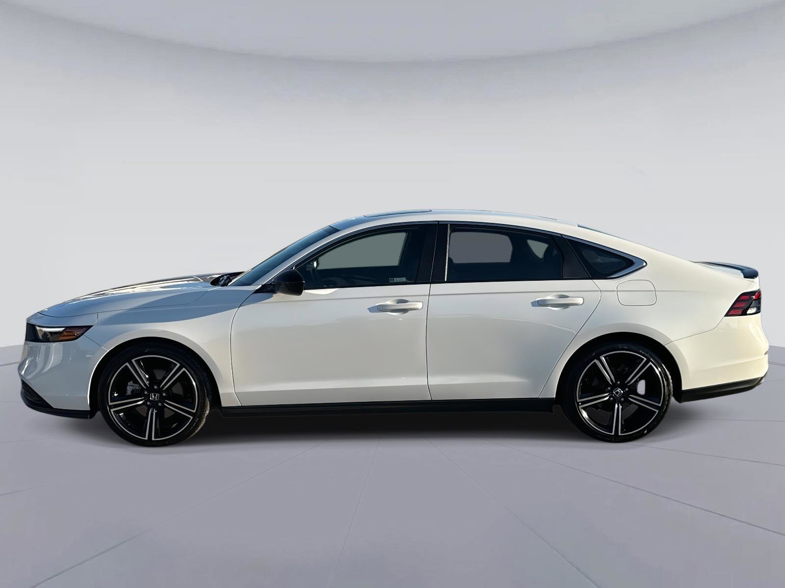 Certified 2025 Honda Accord Sport image 7