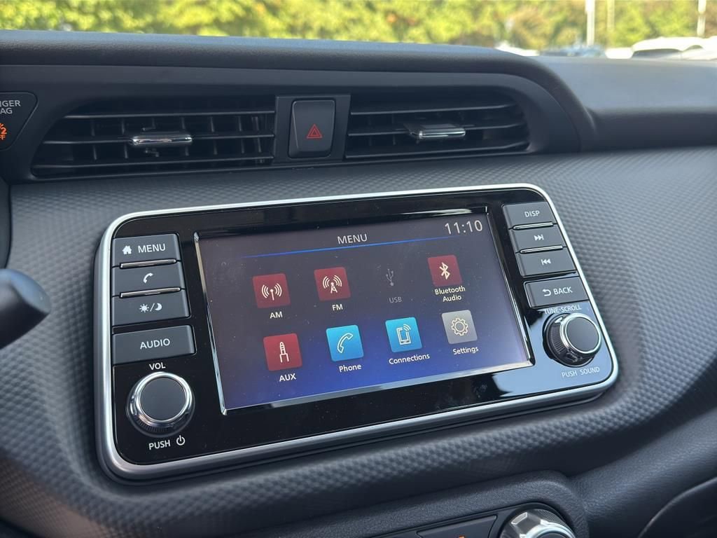 New 2025 Nissan Kicks S image 23