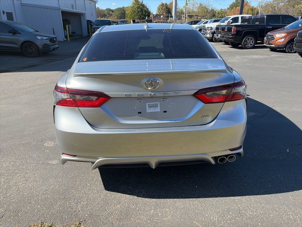 Used 2023 Toyota Camry SE image 6