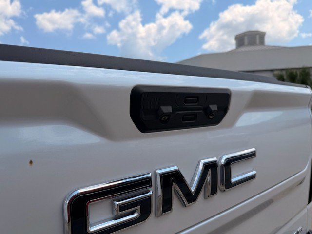 Used 2024 GMC Sierra 1500 Denali Ultimate AWD/4WD image 5